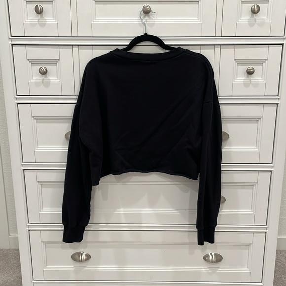 BP Cropped Black V-Neck Sweatshirt - Size L - Picture 2 of 2